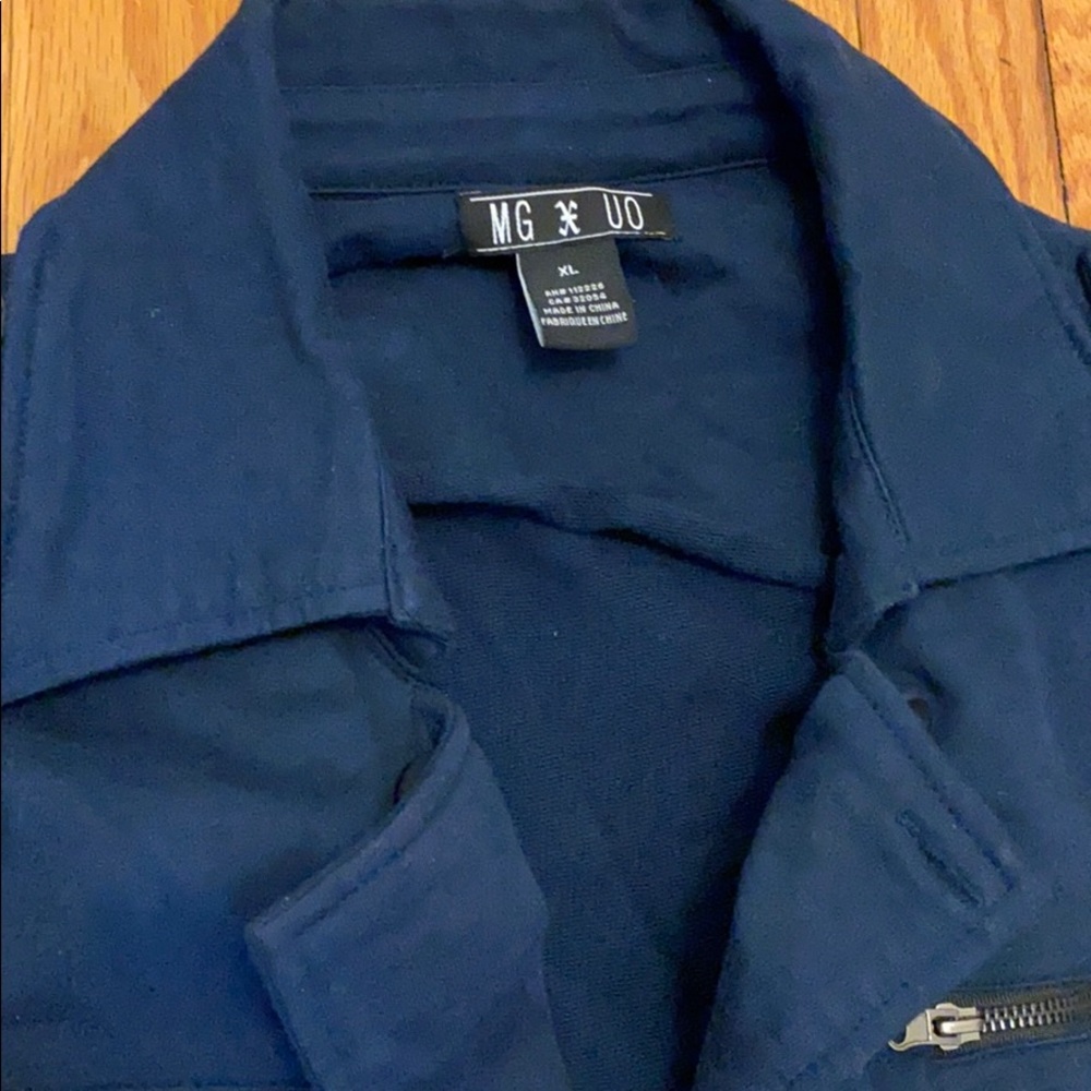 Lightweight Jacket - image 3